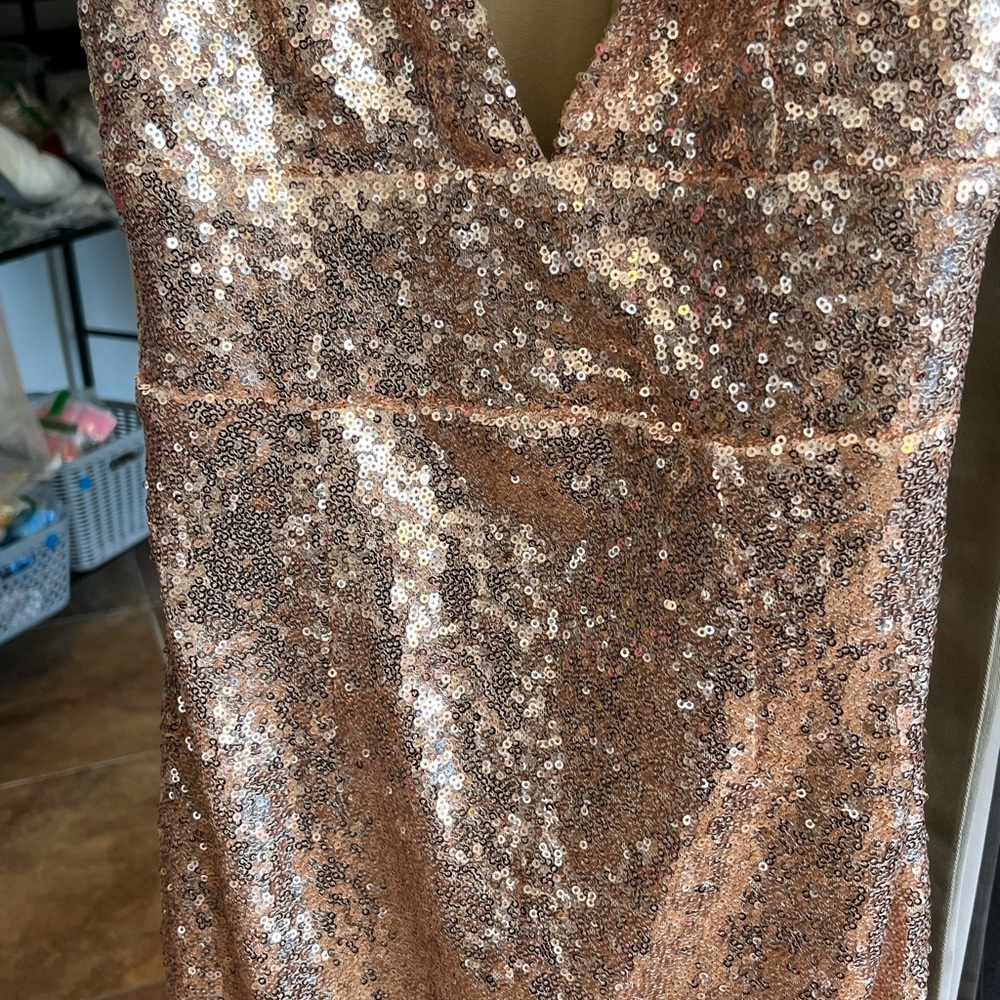 Hot Miami Styles Glittering Gold Backless Dress - Picture 3 of 7